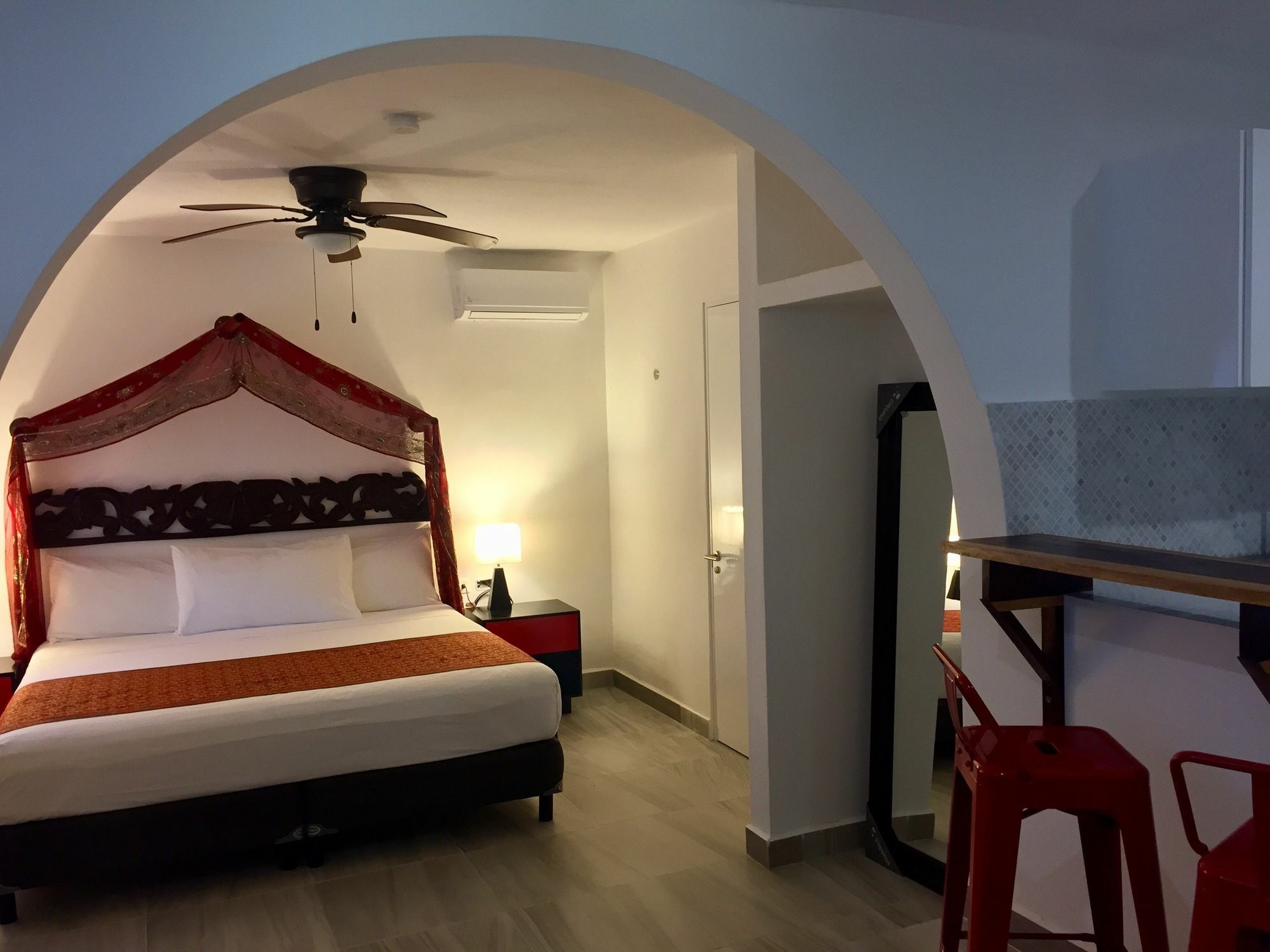 Ocean Zen Suites On 5Th Avenue - Adults Only Плая-дель-Кармен Экстерьер фото