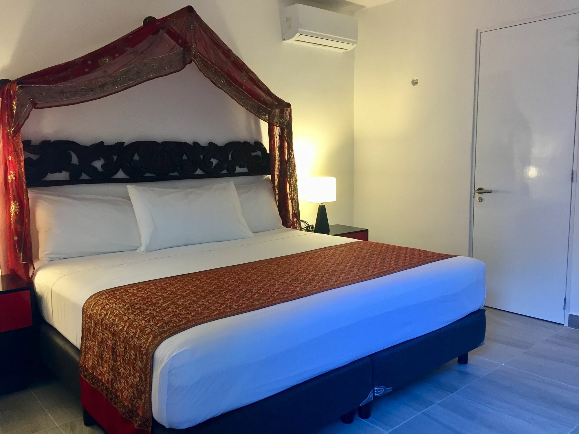 Ocean Zen Suites On 5Th Avenue - Adults Only Плая-дель-Кармен Экстерьер фото